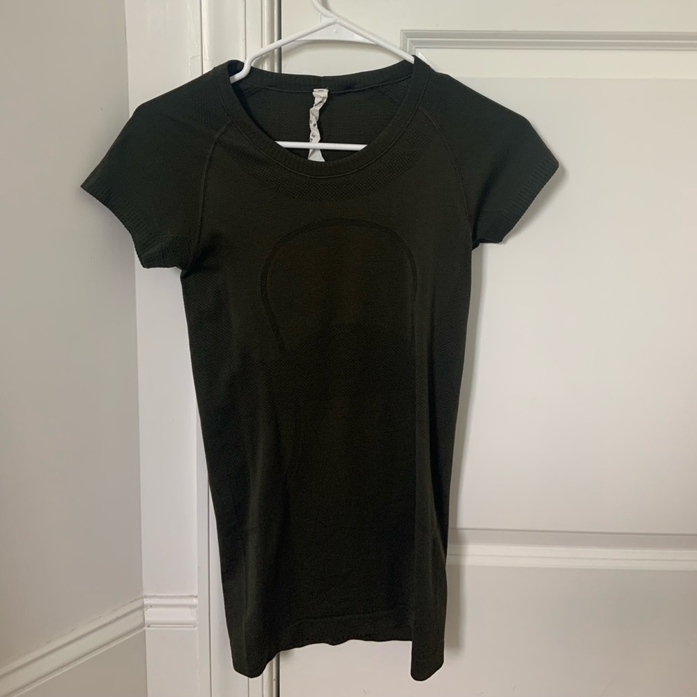 Lululemon swiftly tech